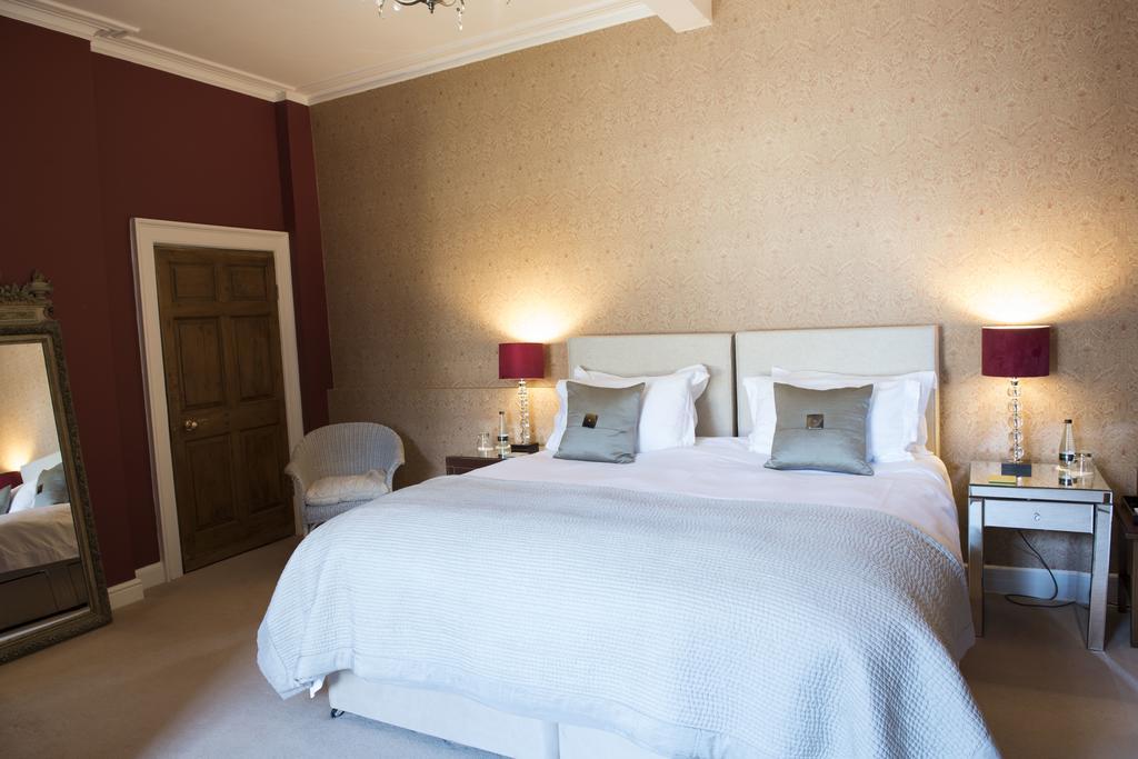 The Priory Bed & Breakfast Middleham Exterior photo