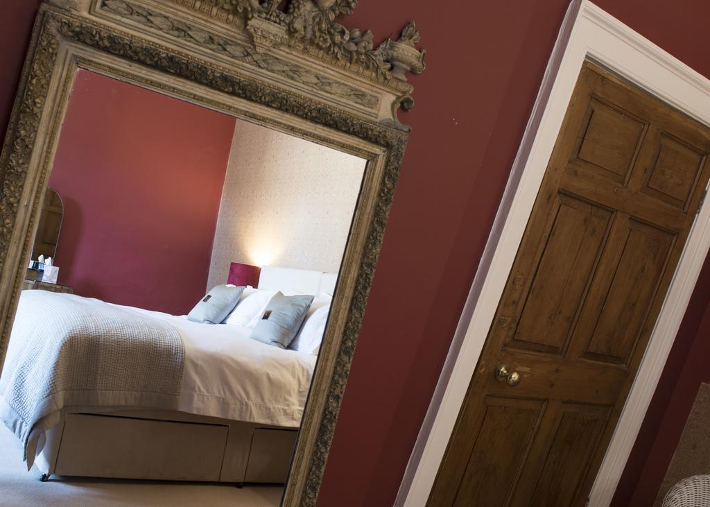 The Priory Bed & Breakfast Middleham Exterior photo